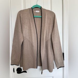 89th + Madison Tan Cárdigan